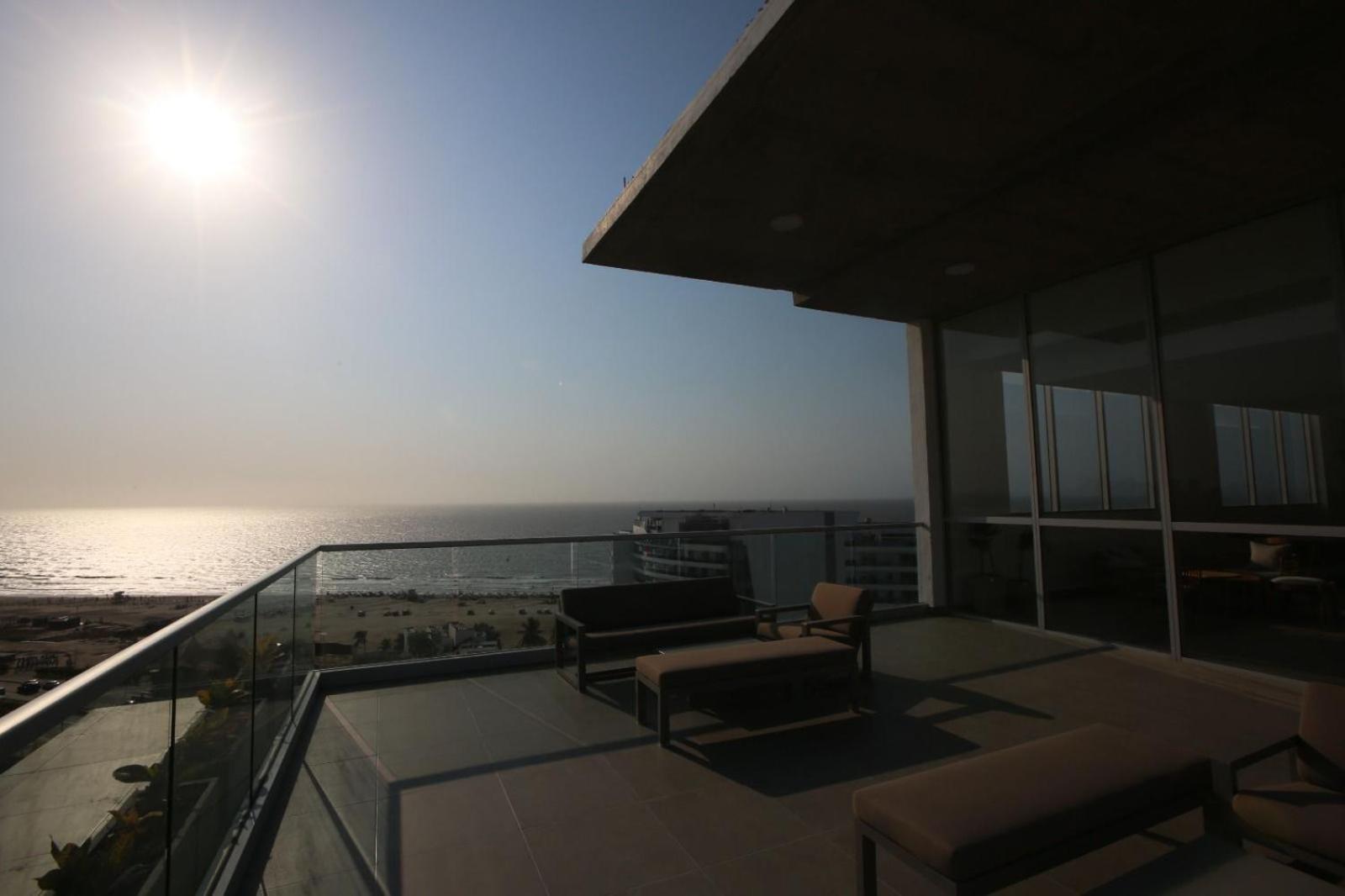 Apartamento De Lujo Frente Al Mar Con Piscina Cartagena Екстериор снимка